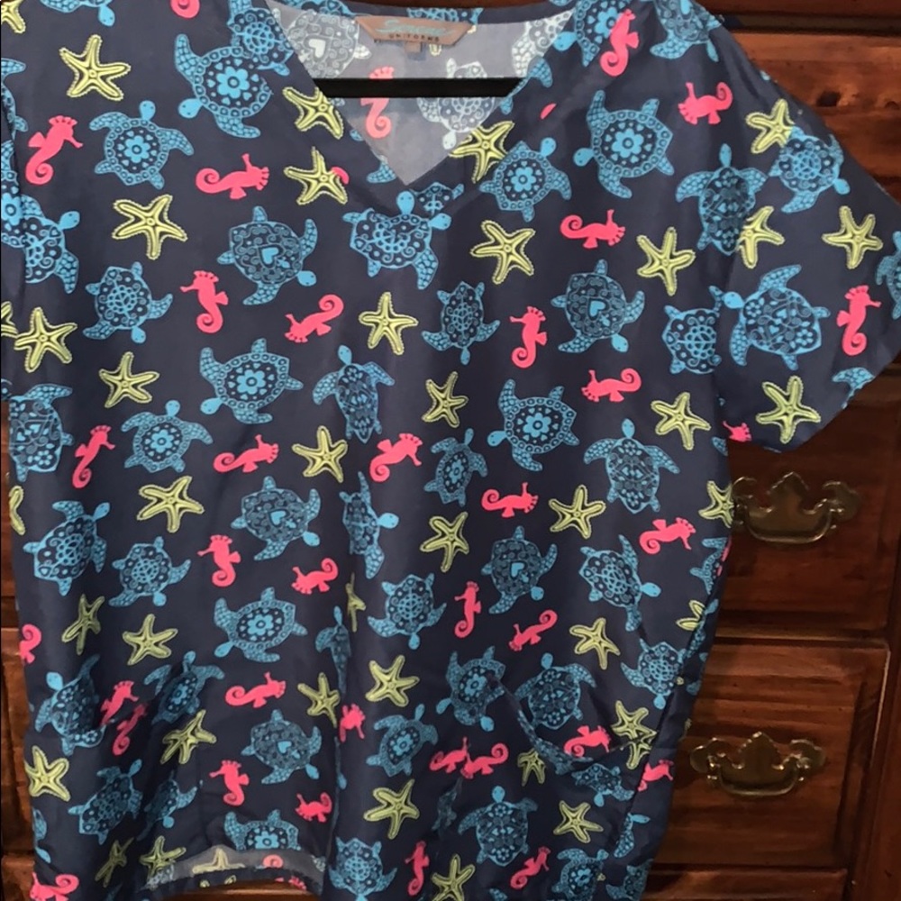 Serene uniforms scrub top, sea life, size XL